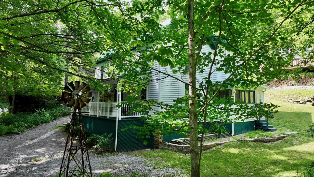 https://bt-photos.global.ssl.fastly.net/greenbrier/1280_boomver_1_25-917-2.jpg