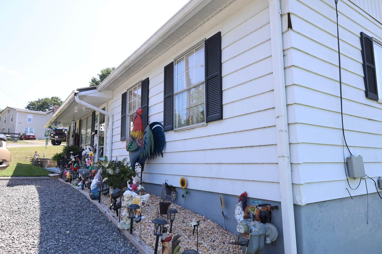 469 Matthews Rd - Photo 1