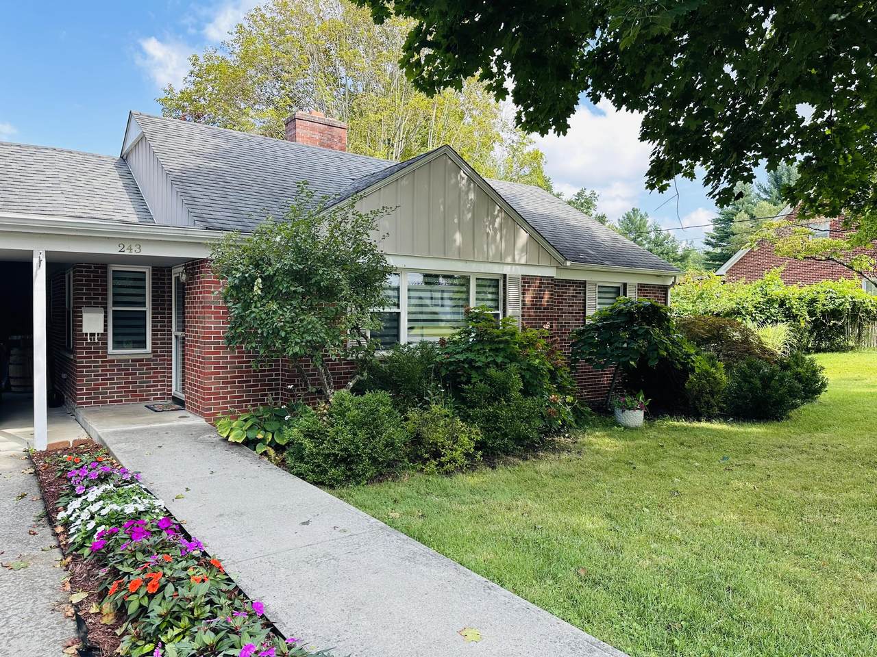 243 Court Street - Photo 1