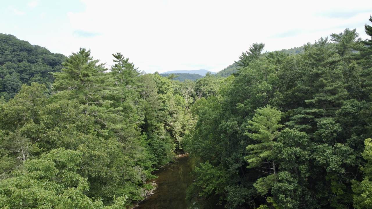https://bt-photos.global.ssl.fastly.net/greenbrier/1280_boomver_1_26-1024-2.jpg