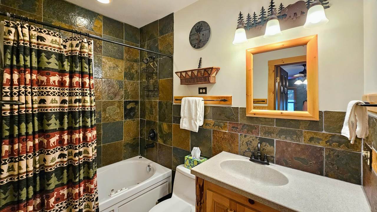 https://bt-photos.global.ssl.fastly.net/greenbrier/1280_boomver_1_26-1055-2.jpg