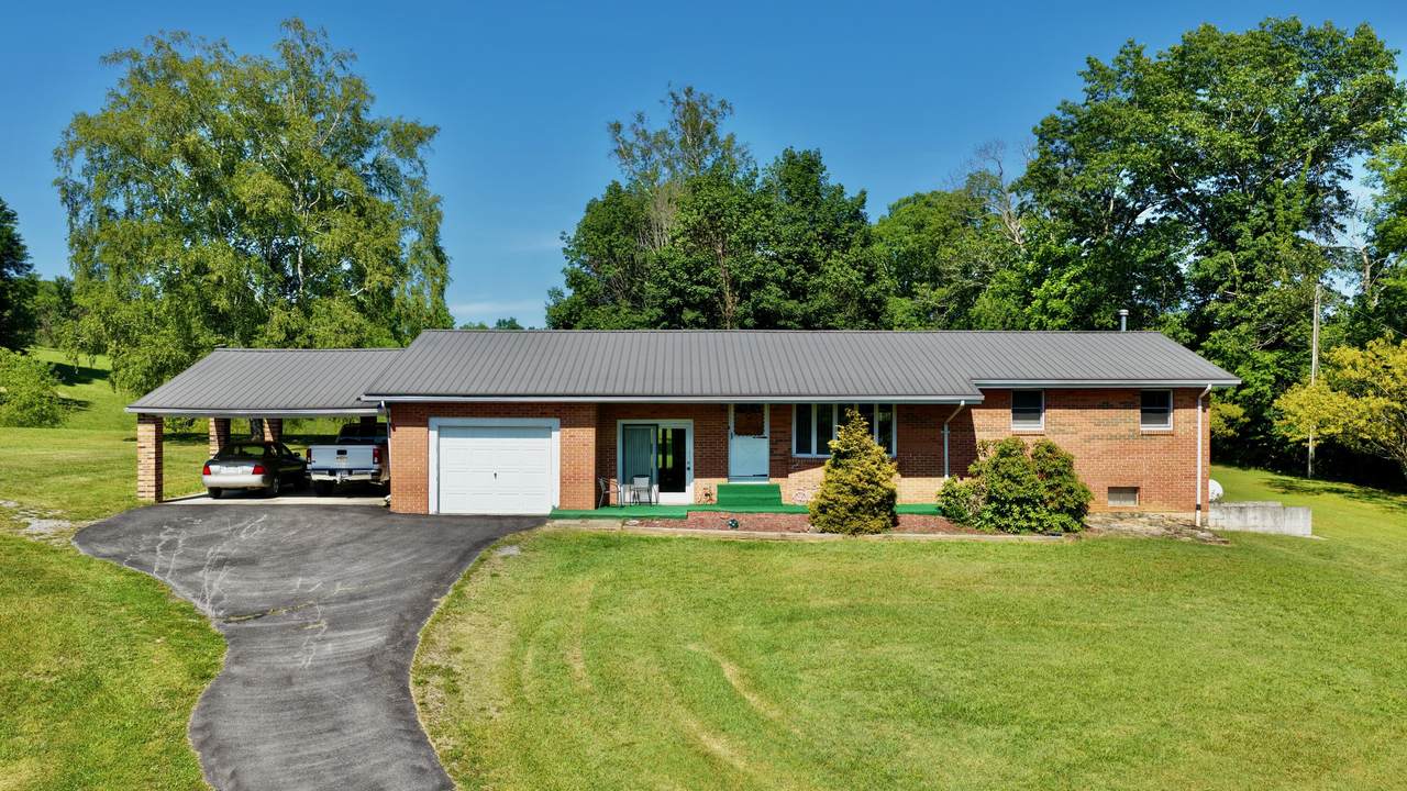 111 Crockett Ln - Photo 1