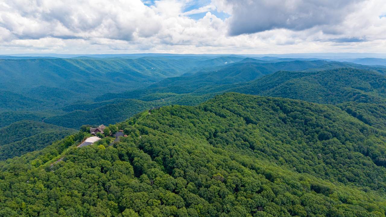 https://bt-photos.global.ssl.fastly.net/greenbrier/1280_boomver_1_26-1144-2.jpg
