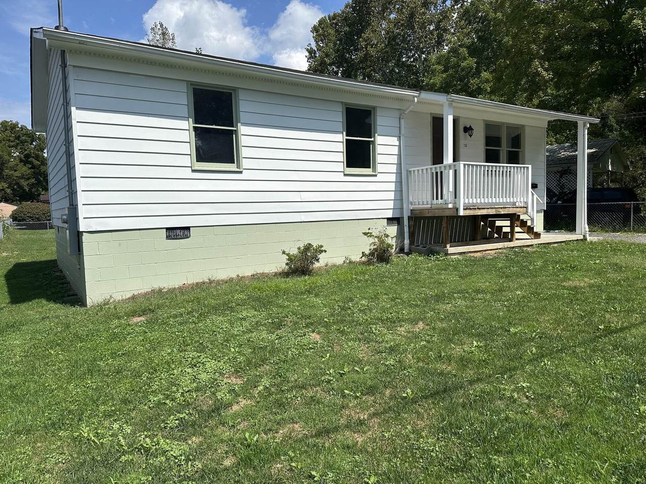 https://bt-photos.global.ssl.fastly.net/greenbrier/1280_boomver_1_26-1146-2.jpg