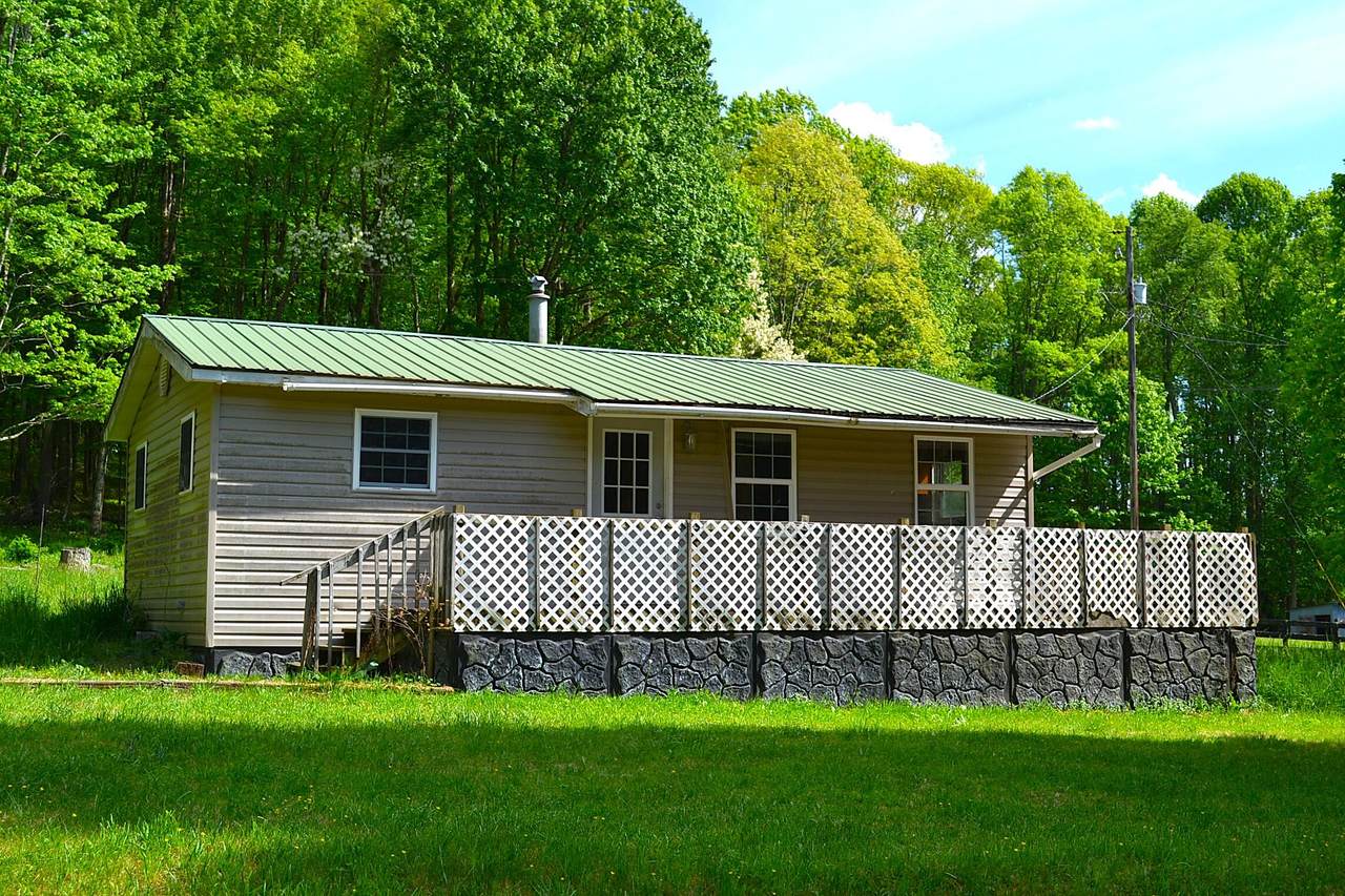 273 Hundley Ln - Photo 1