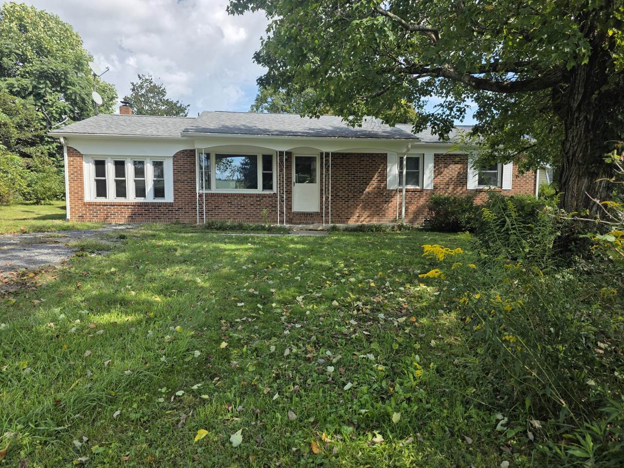 110 Bailey Ln - Photo 1