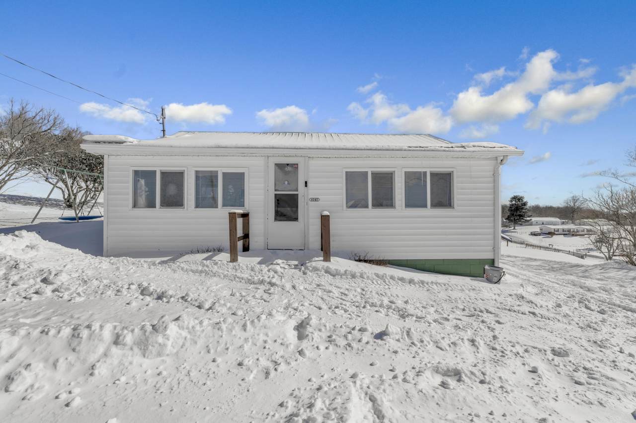 1747 Backus Mountain Rd - Photo 1