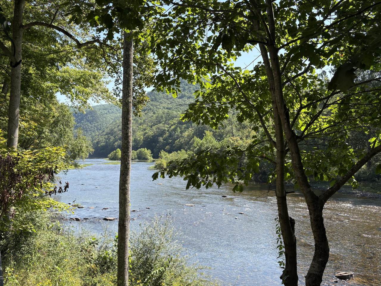 https://bt-photos.global.ssl.fastly.net/greenbrier/1280_boomver_1_26-1274-2.jpg
