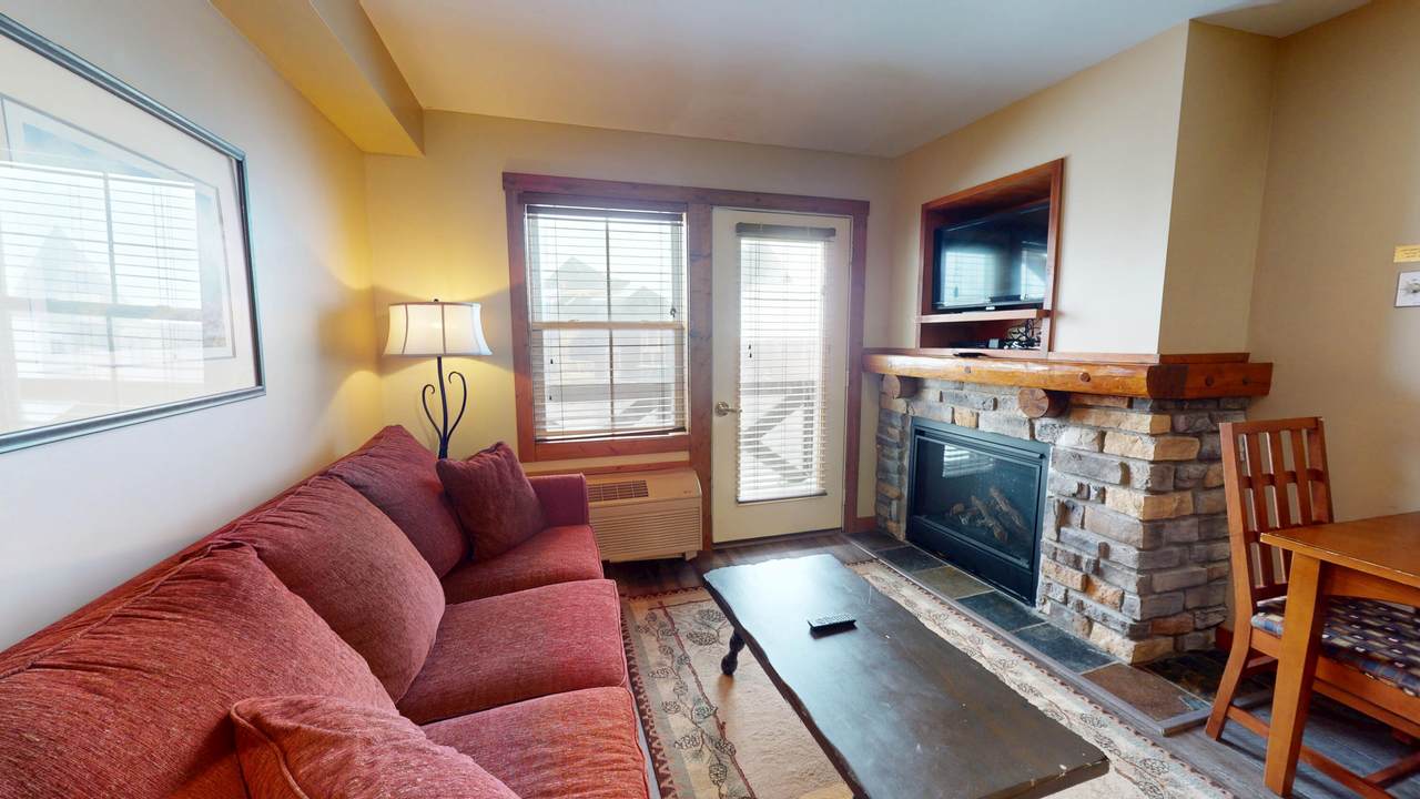 320 Highland House - Photo 1