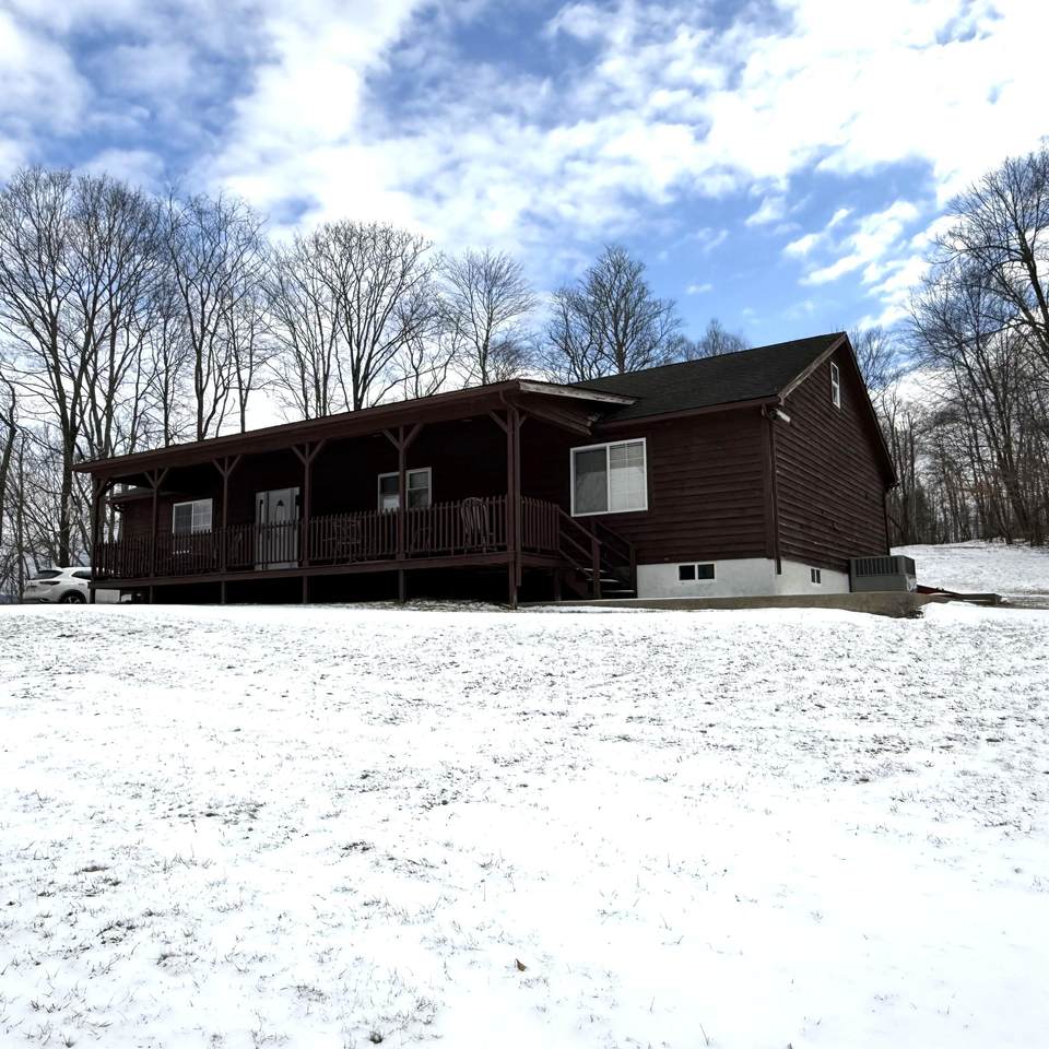 110 Saddle Rdg Dr - Photo 1