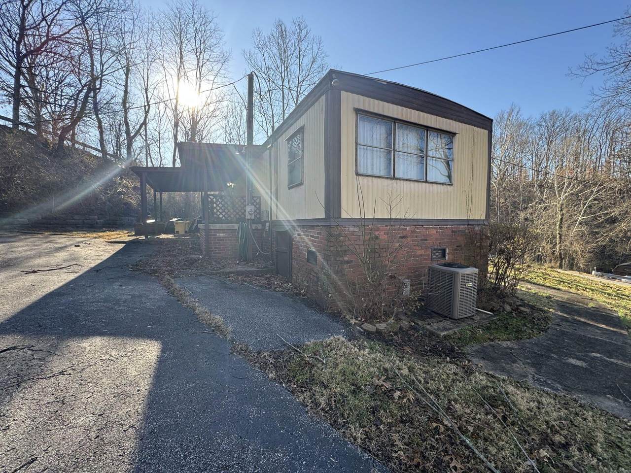 30 Carolyn Dr - Photo 1