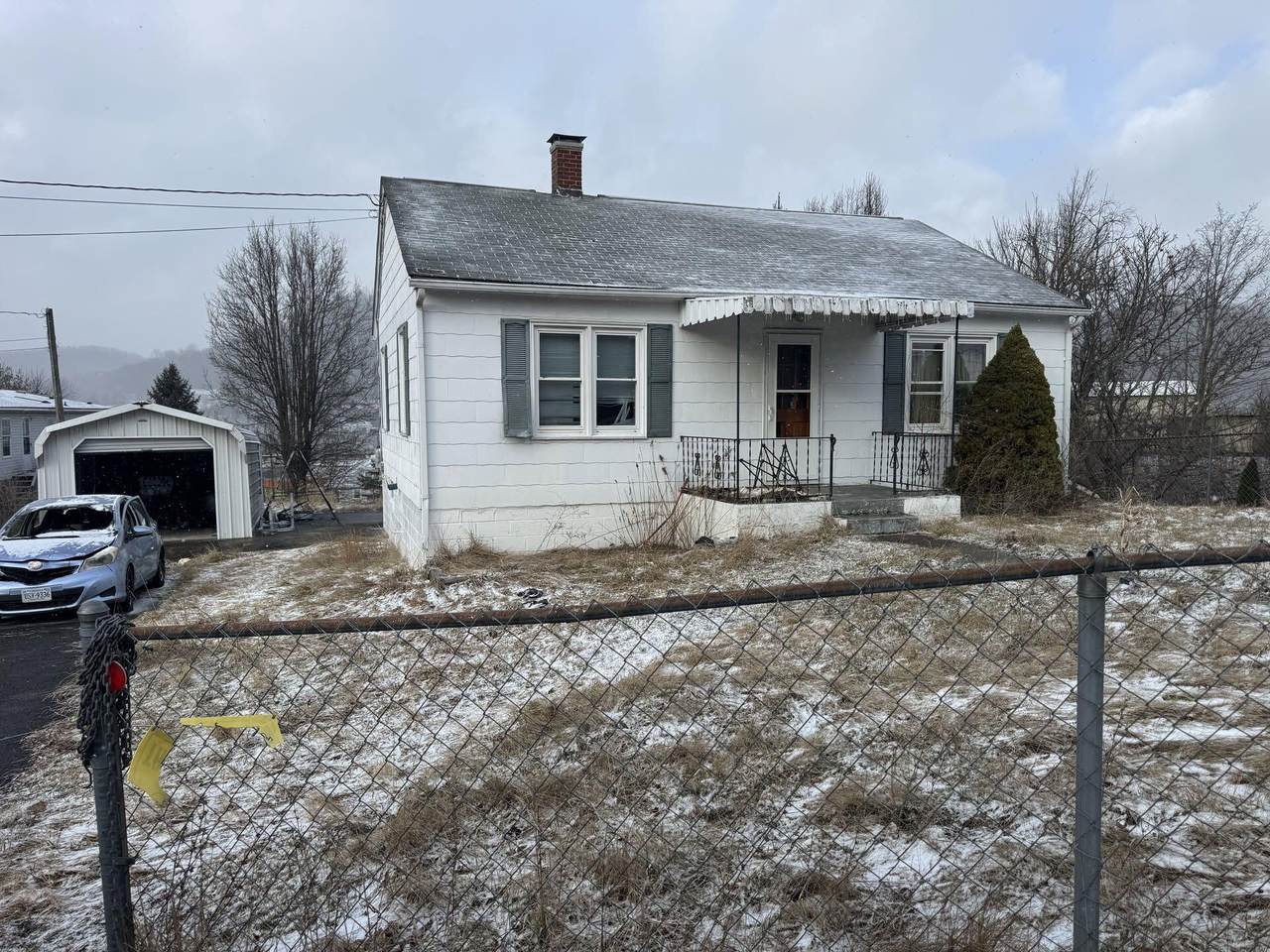 196 Perdue St - Photo 1