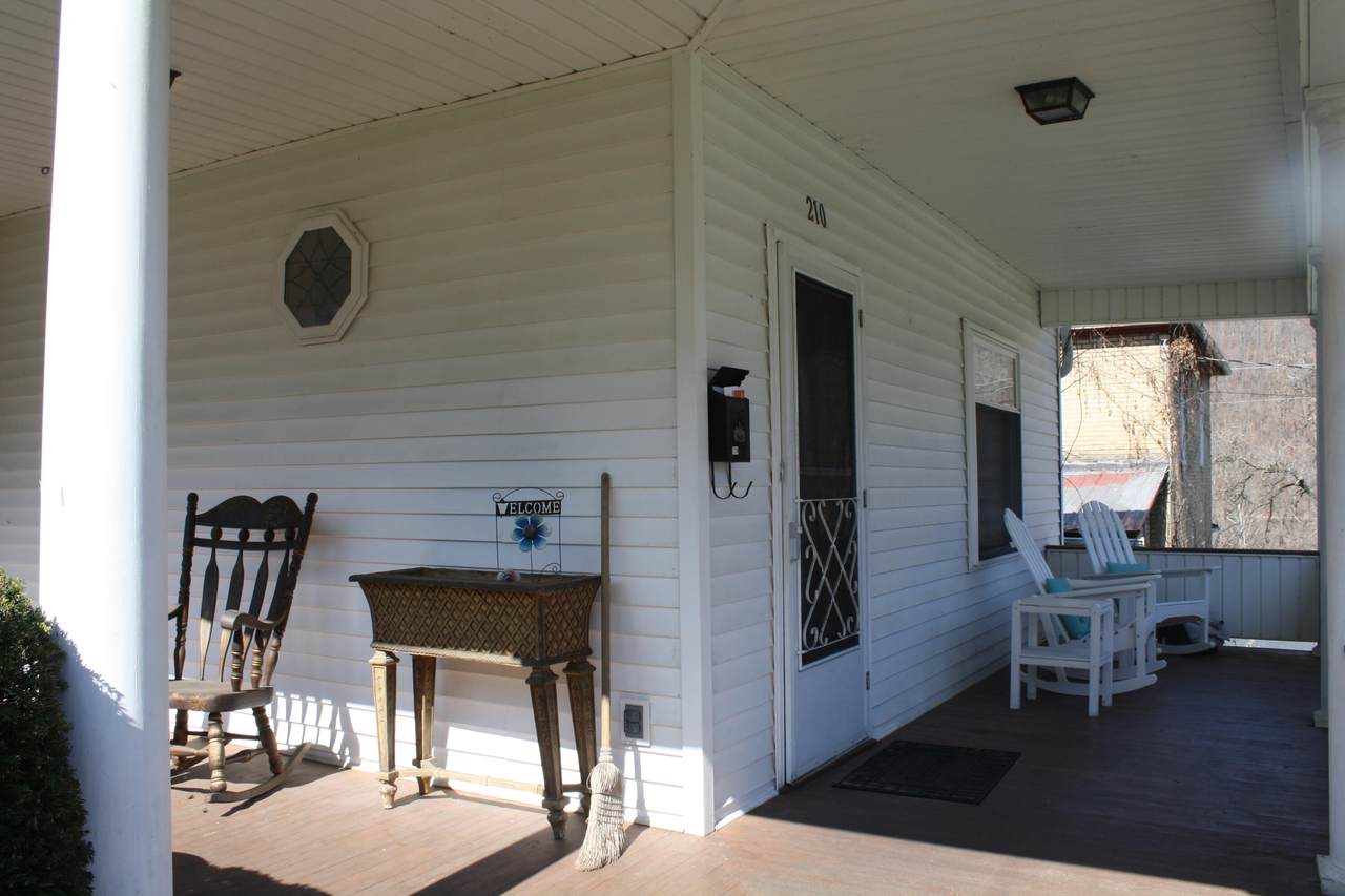https://bt-photos.global.ssl.fastly.net/greenbrier/1280_boomver_1_26-306-2.jpg