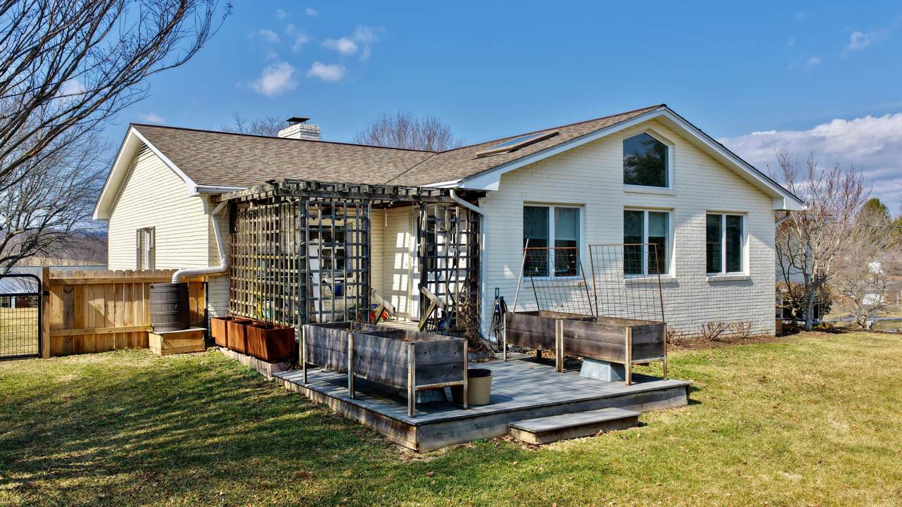 https://bt-photos.global.ssl.fastly.net/greenbrier/1280_boomver_1_26-309-2.jpg