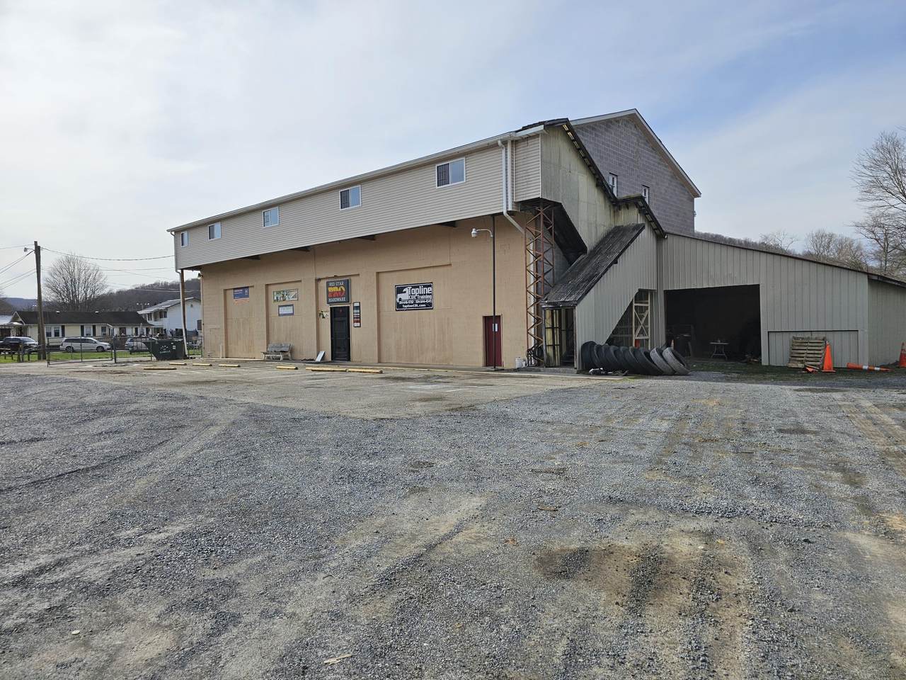 771 Main St - Photo 1