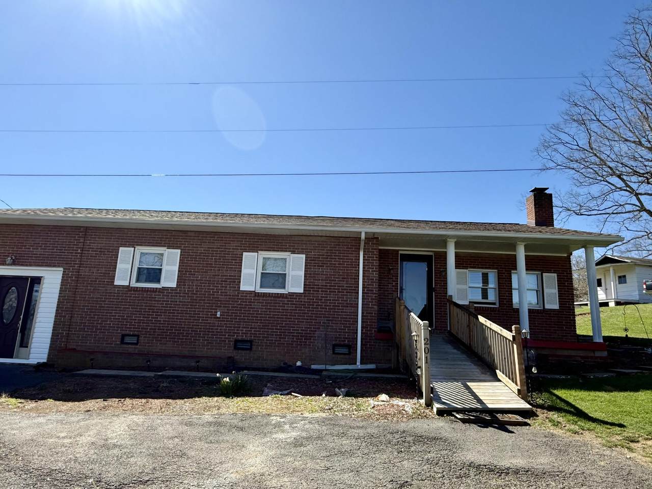 201 Abbott Way - Photo 1