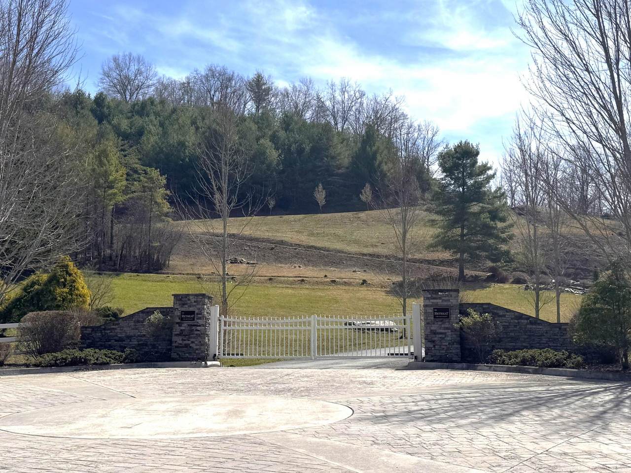 https://bt-photos.global.ssl.fastly.net/greenbrier/1280_boomver_1_26-443-2.jpg