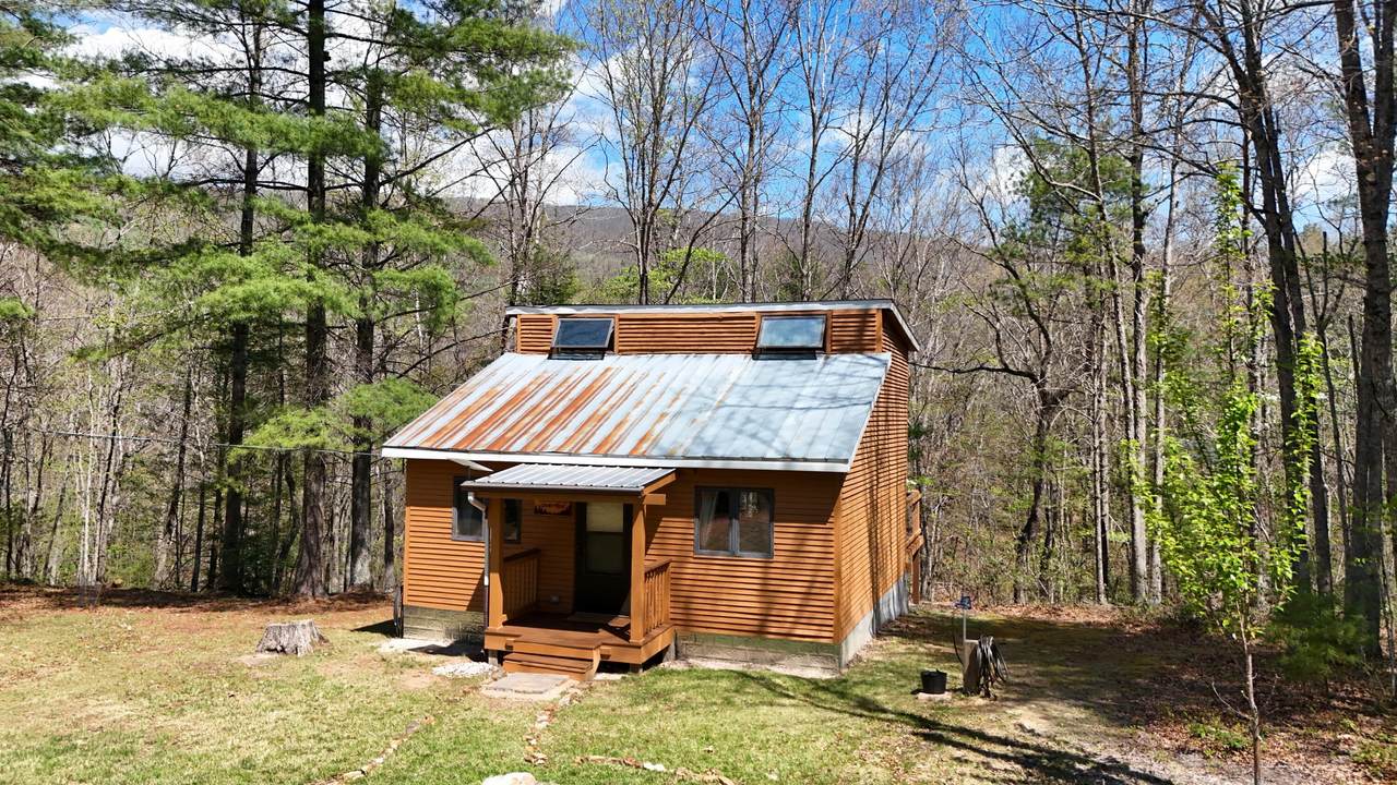 806 Misty Mountain Rd - Photo 1