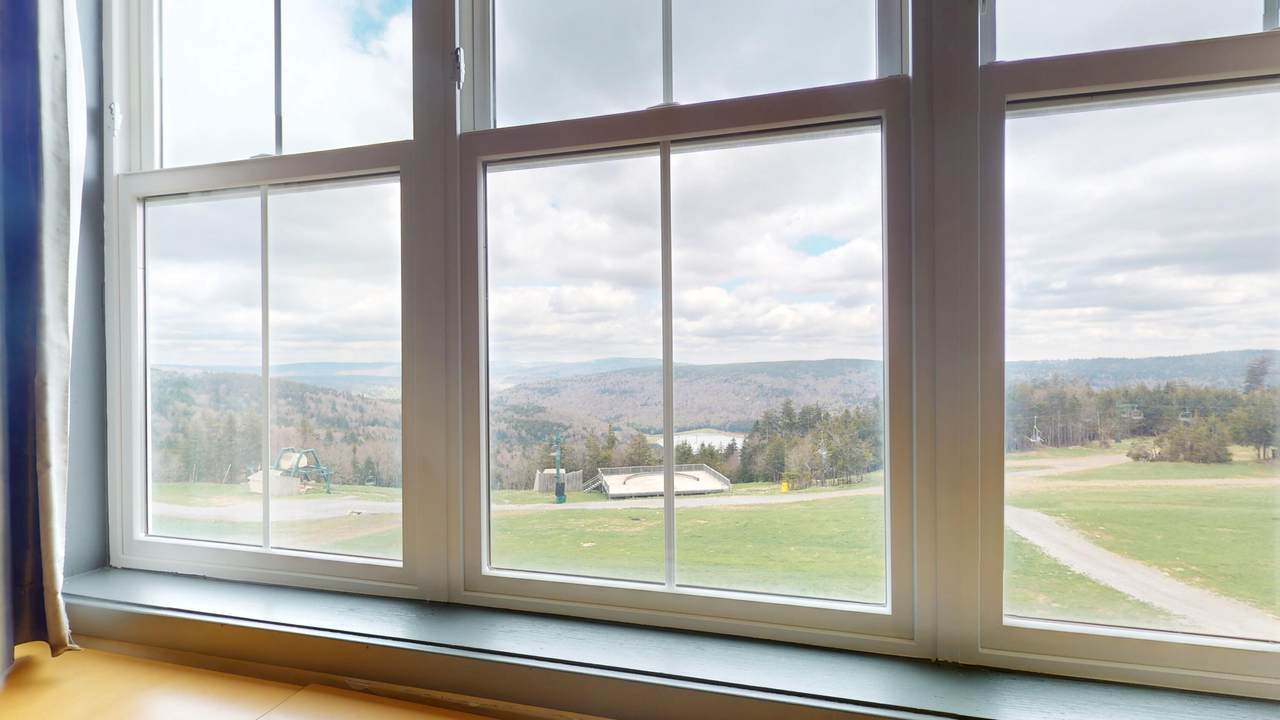 https://bt-photos.global.ssl.fastly.net/greenbrier/1280_boomver_1_26-522-2.jpg