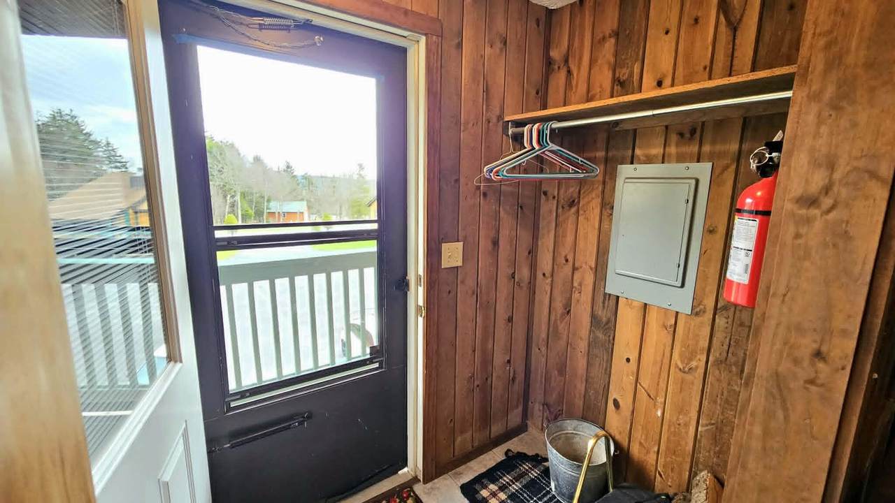https://bt-photos.global.ssl.fastly.net/greenbrier/1280_boomver_1_26-536-2.jpg
