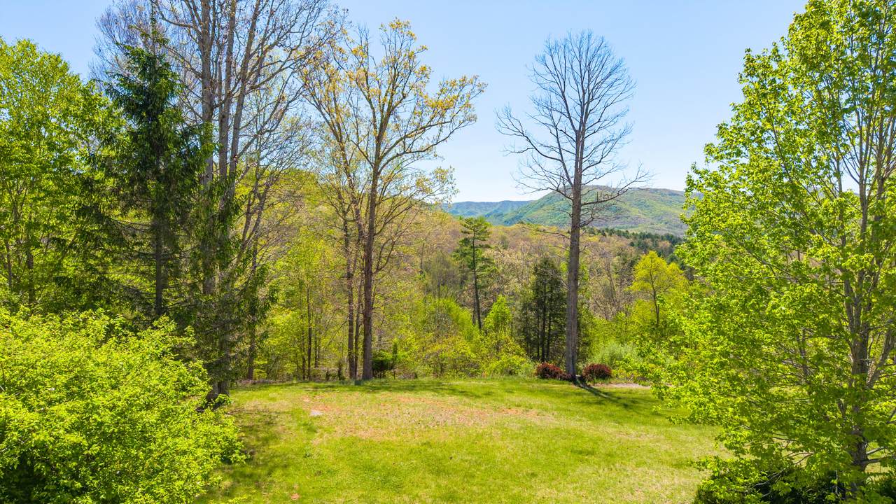 https://bt-photos.global.ssl.fastly.net/greenbrier/1280_boomver_1_26-570-2.jpg