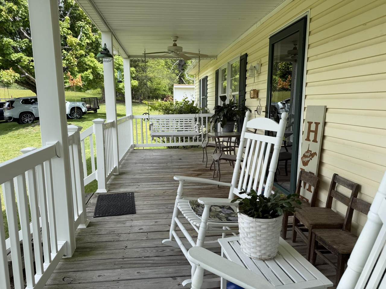 https://bt-photos.global.ssl.fastly.net/greenbrier/1280_boomver_1_26-597-2.jpg