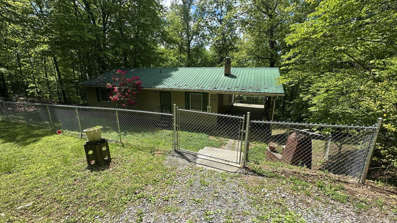 https://bt-photos.global.ssl.fastly.net/greenbrier/1280_boomver_1_26-608-2.jpg