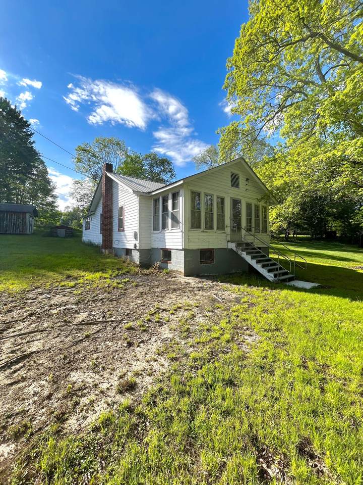 447 Settlement Dr - Photo 1