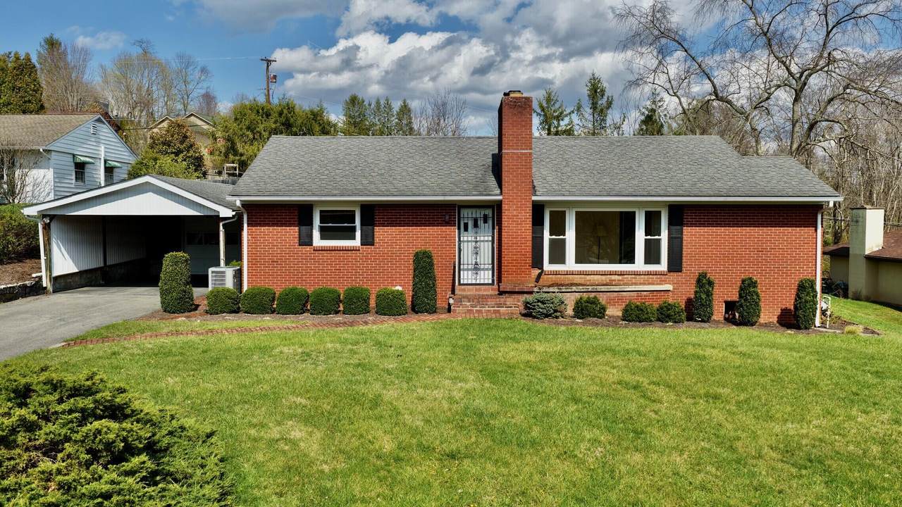 405 Alderson St - Photo 1