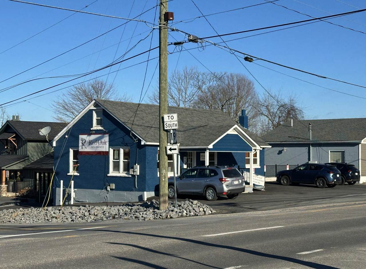 9485 Seneca Trl - Photo 1