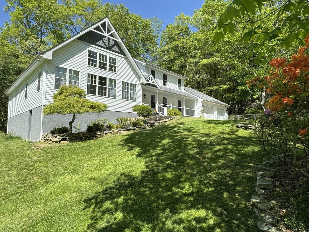 https://bt-photos.global.ssl.fastly.net/greenbrier/1280_boomver_1_26-698-2.jpg