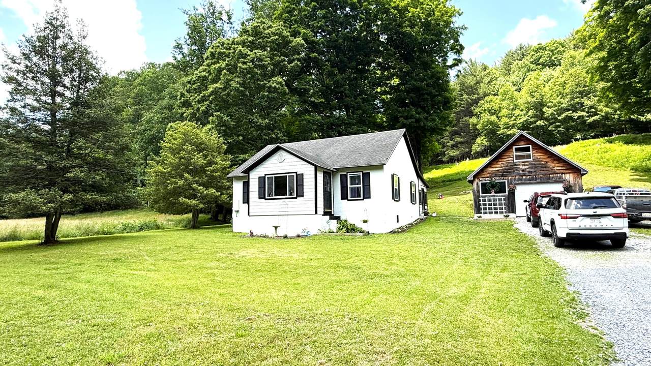 127 Smith Ln - Photo 1
