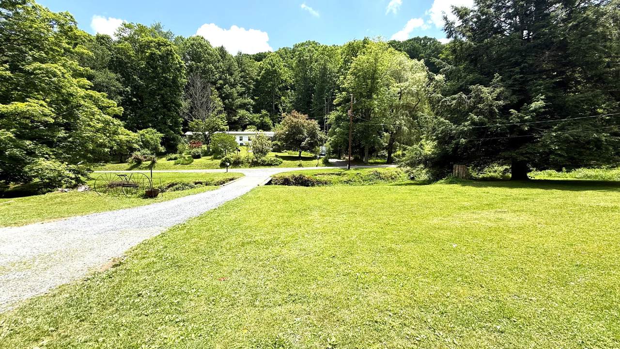 https://bt-photos.global.ssl.fastly.net/greenbrier/1280_boomver_1_26-749-2.jpg