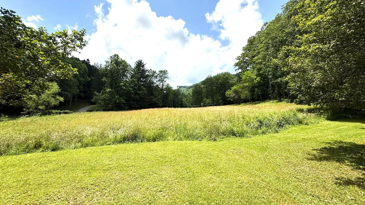 https://bt-photos.global.ssl.fastly.net/greenbrier/1280_boomver_1_26-749-2.jpg