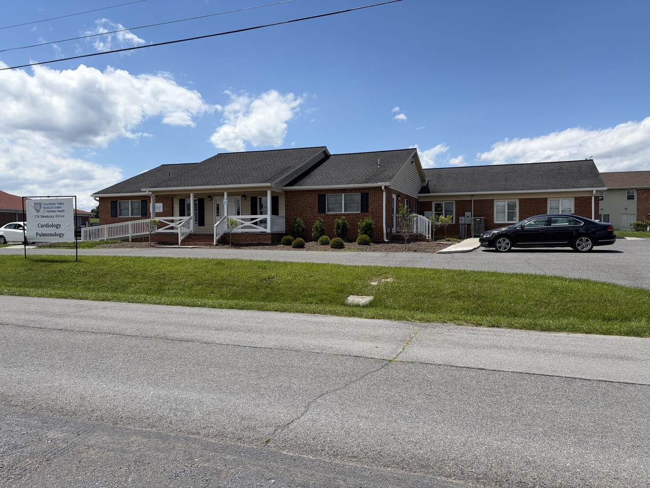 176 Dawkins Dr - Photo 1