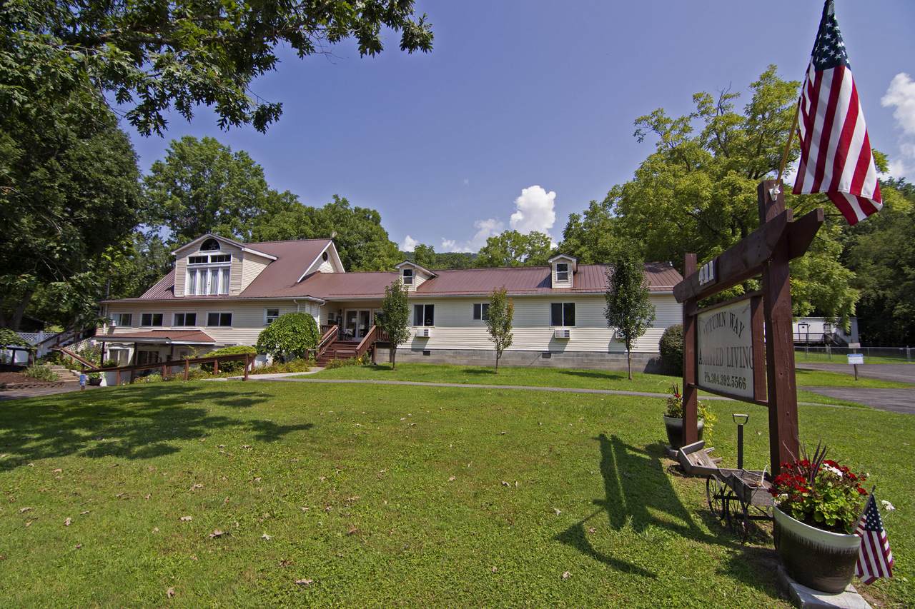 408 Nicholas St - Photo 1