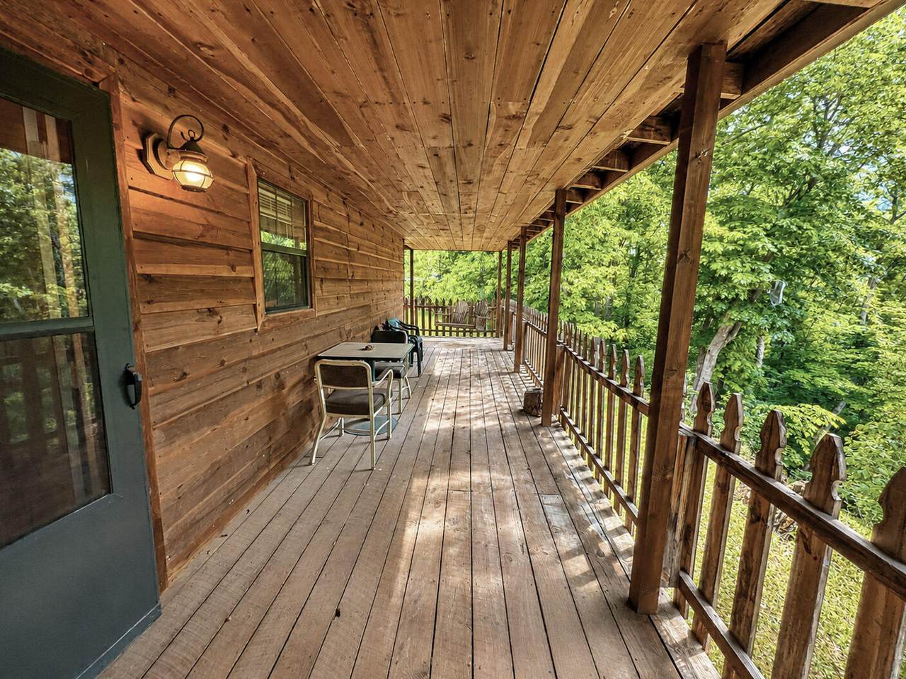 https://bt-photos.global.ssl.fastly.net/greenbrier/1280_boomver_1_26-805-2.jpg