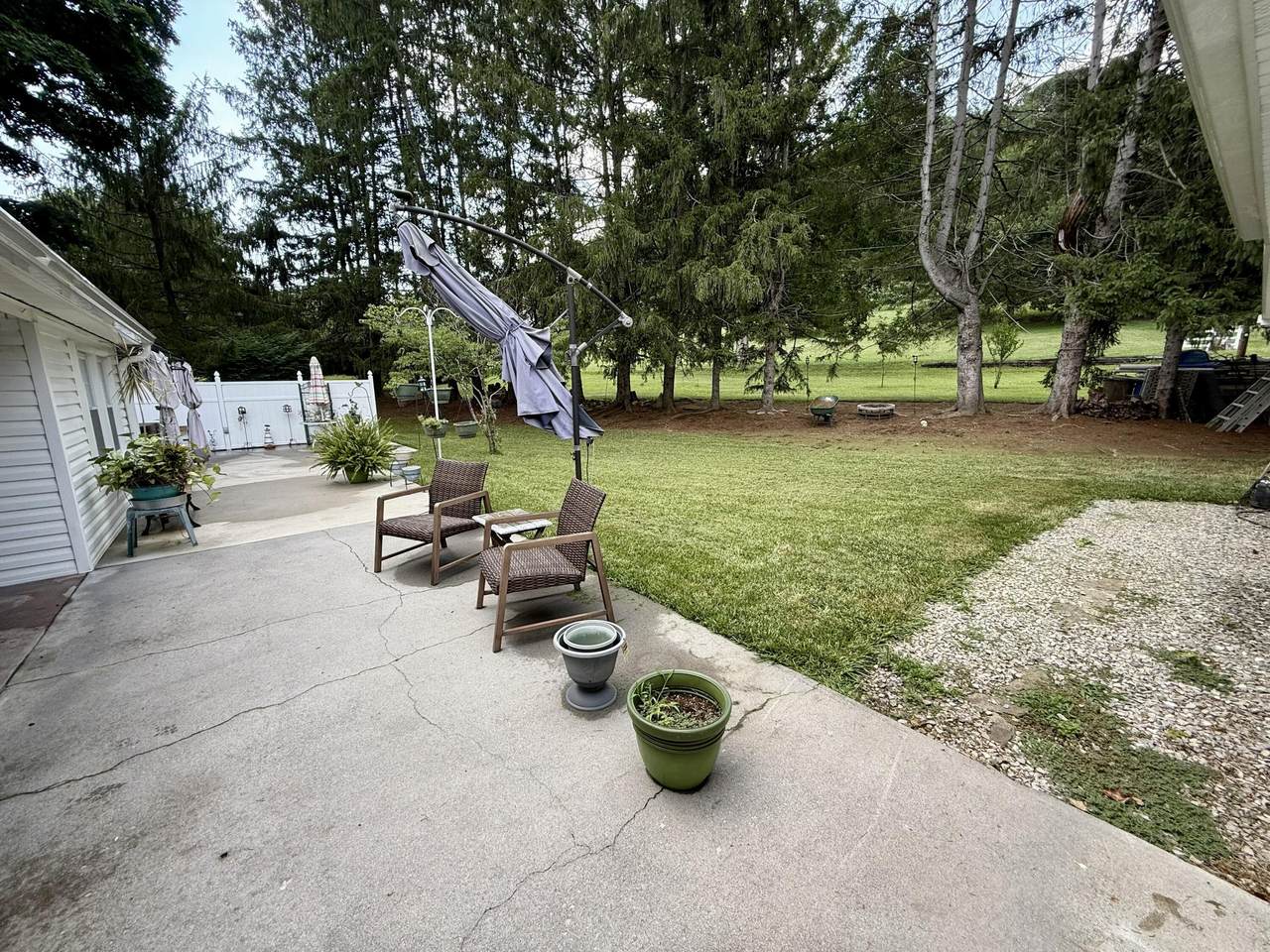 https://bt-photos.global.ssl.fastly.net/greenbrier/1280_boomver_1_26-822-2.jpg