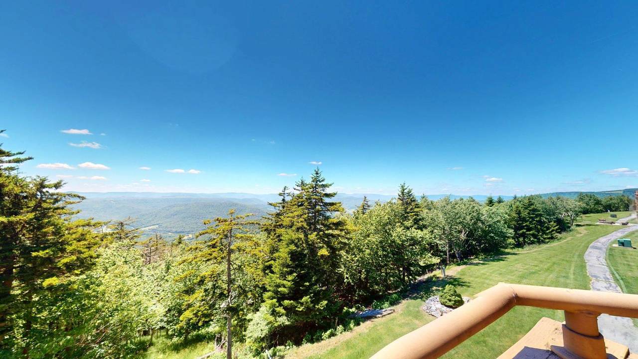 https://bt-photos.global.ssl.fastly.net/greenbrier/1280_boomver_1_26-826-2.jpg