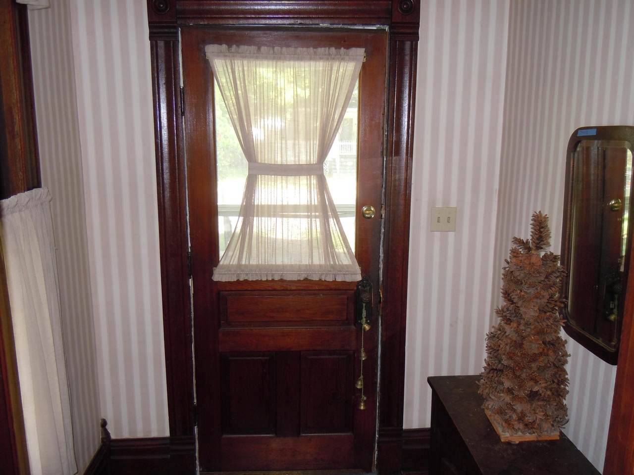 https://bt-photos.global.ssl.fastly.net/greenbrier/1280_boomver_1_26-835-2.jpg