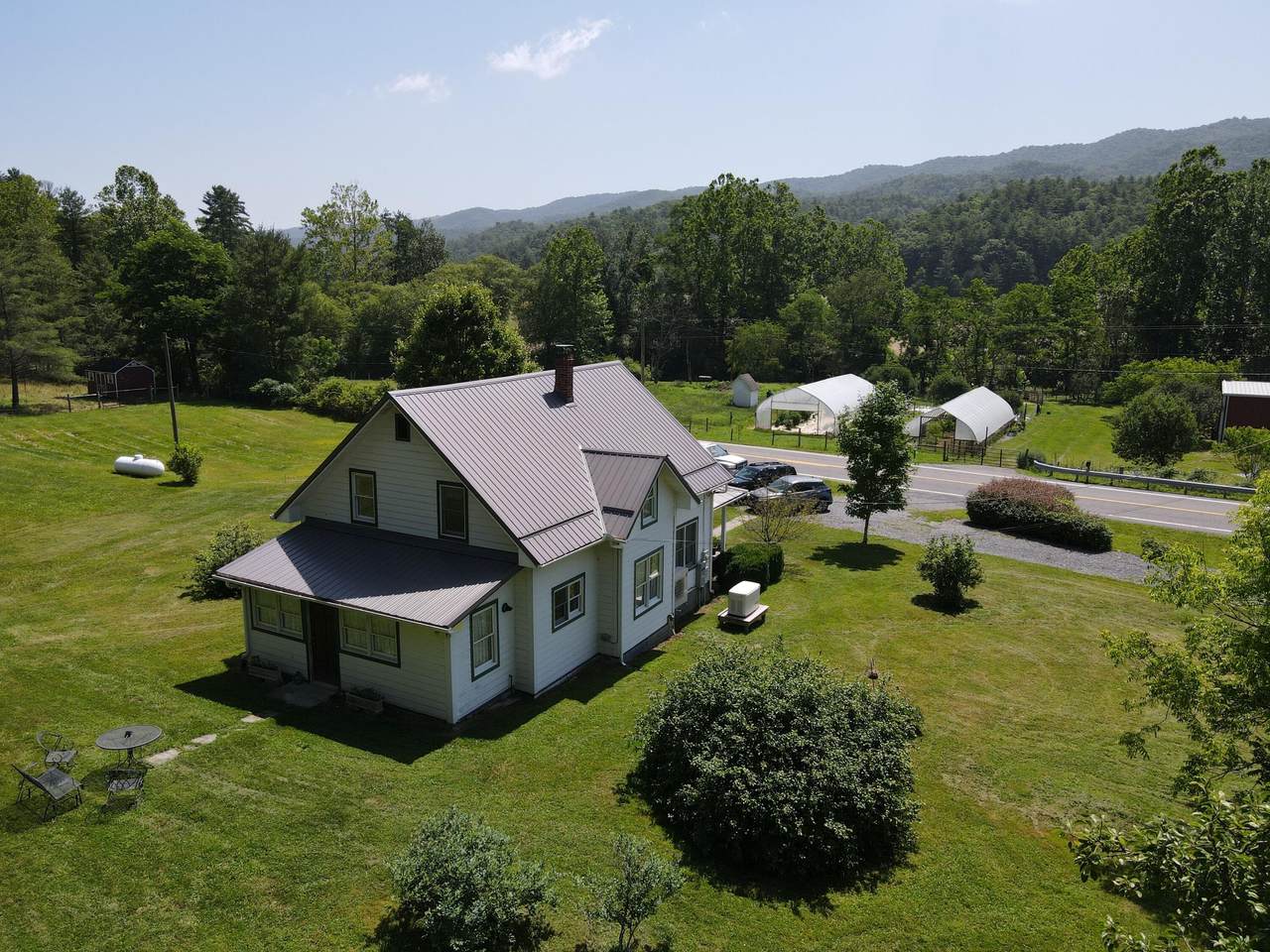 https://bt-photos.global.ssl.fastly.net/greenbrier/1280_boomver_1_26-842-2.jpg