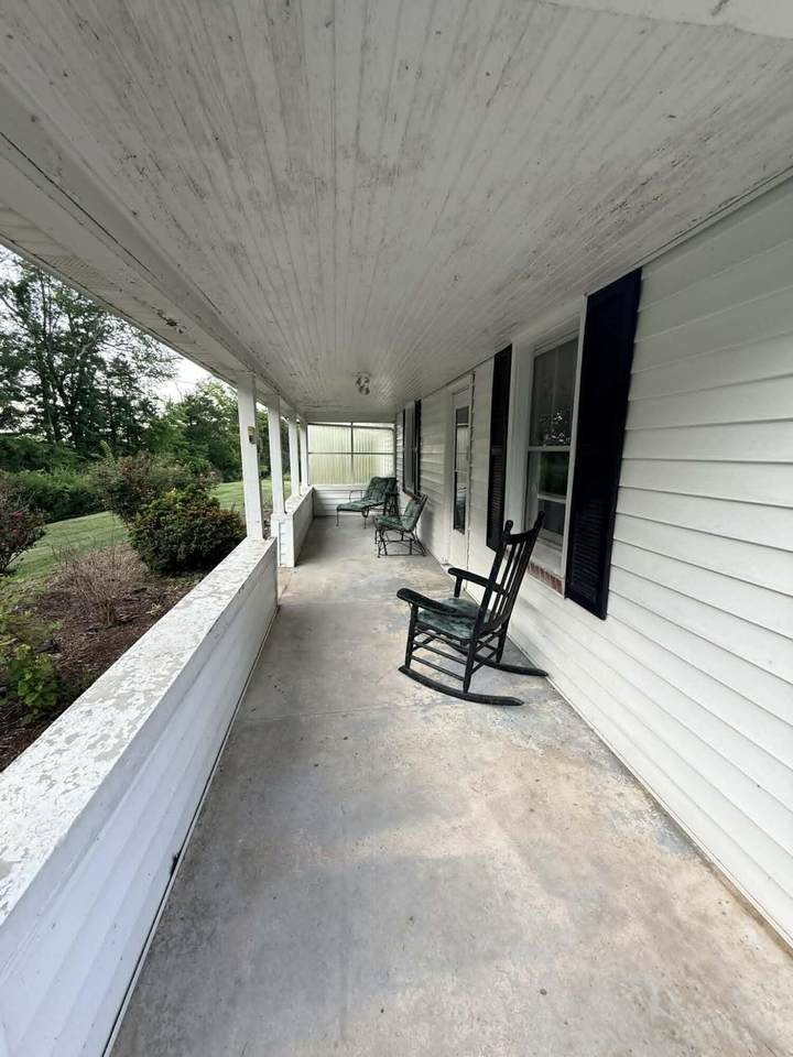 https://bt-photos.global.ssl.fastly.net/greenbrier/1280_boomver_1_26-845-2.jpg