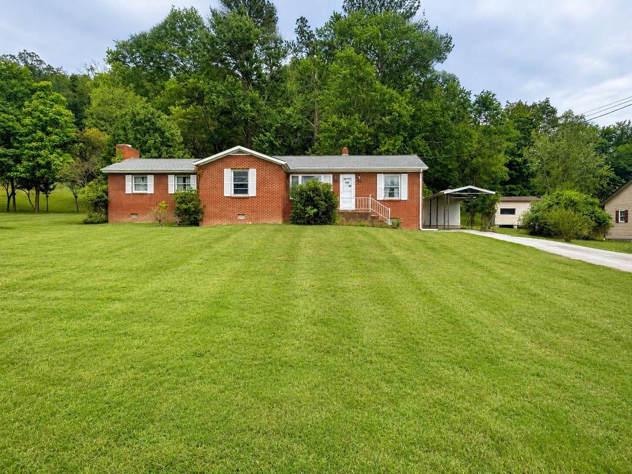 146 Rich Creek Valley Rd - Photo 1