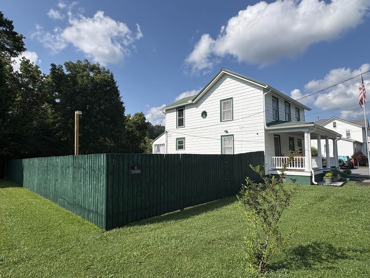 https://bt-photos.global.ssl.fastly.net/greenbrier/1280_boomver_1_26-885-2.jpg