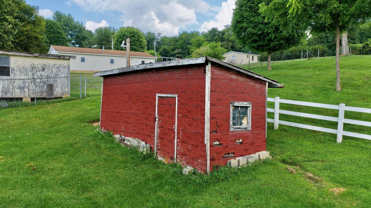 https://bt-photos.global.ssl.fastly.net/greenbrier/1280_boomver_1_26-937-2.jpg