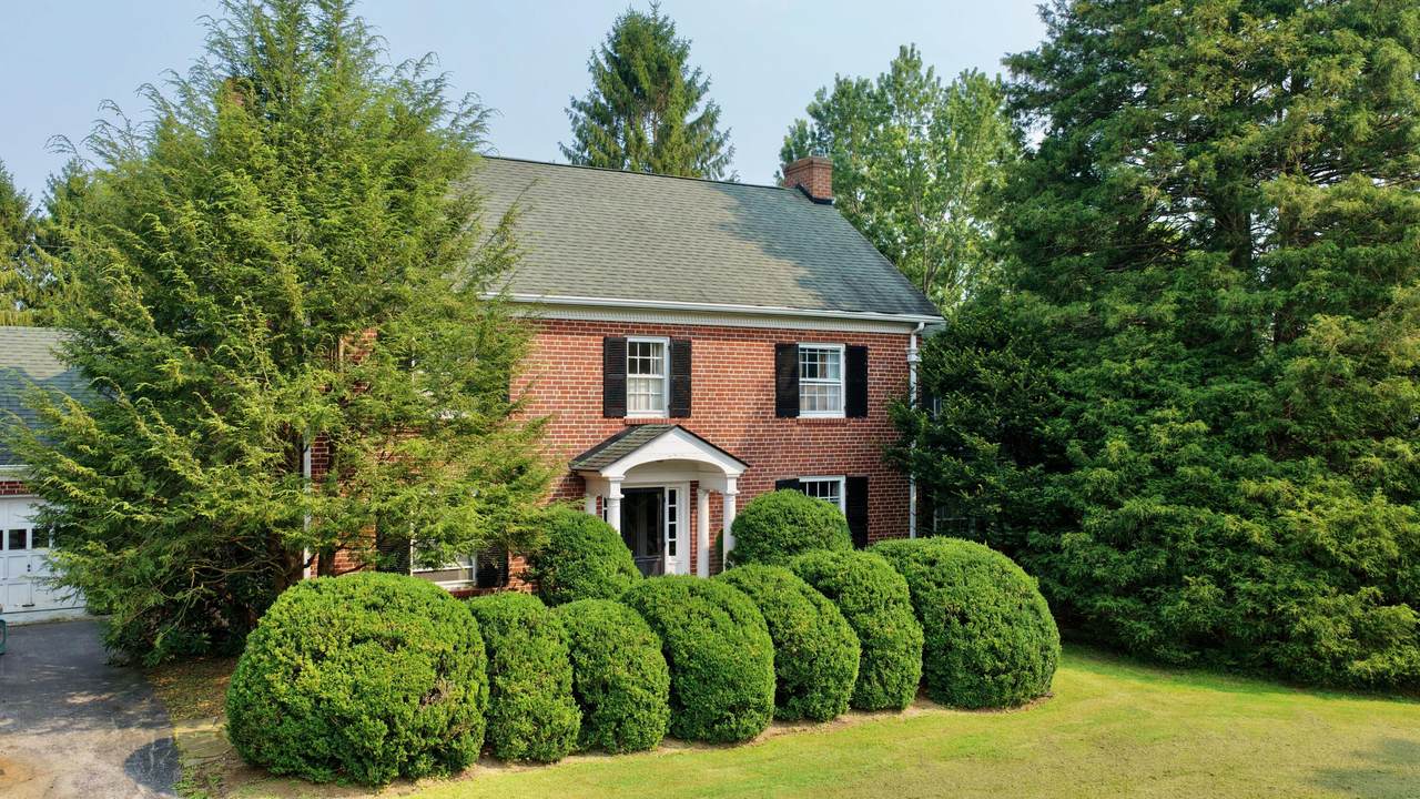 https://bt-photos.global.ssl.fastly.net/greenbrier/1280_boomver_1_26-946-2.jpg
