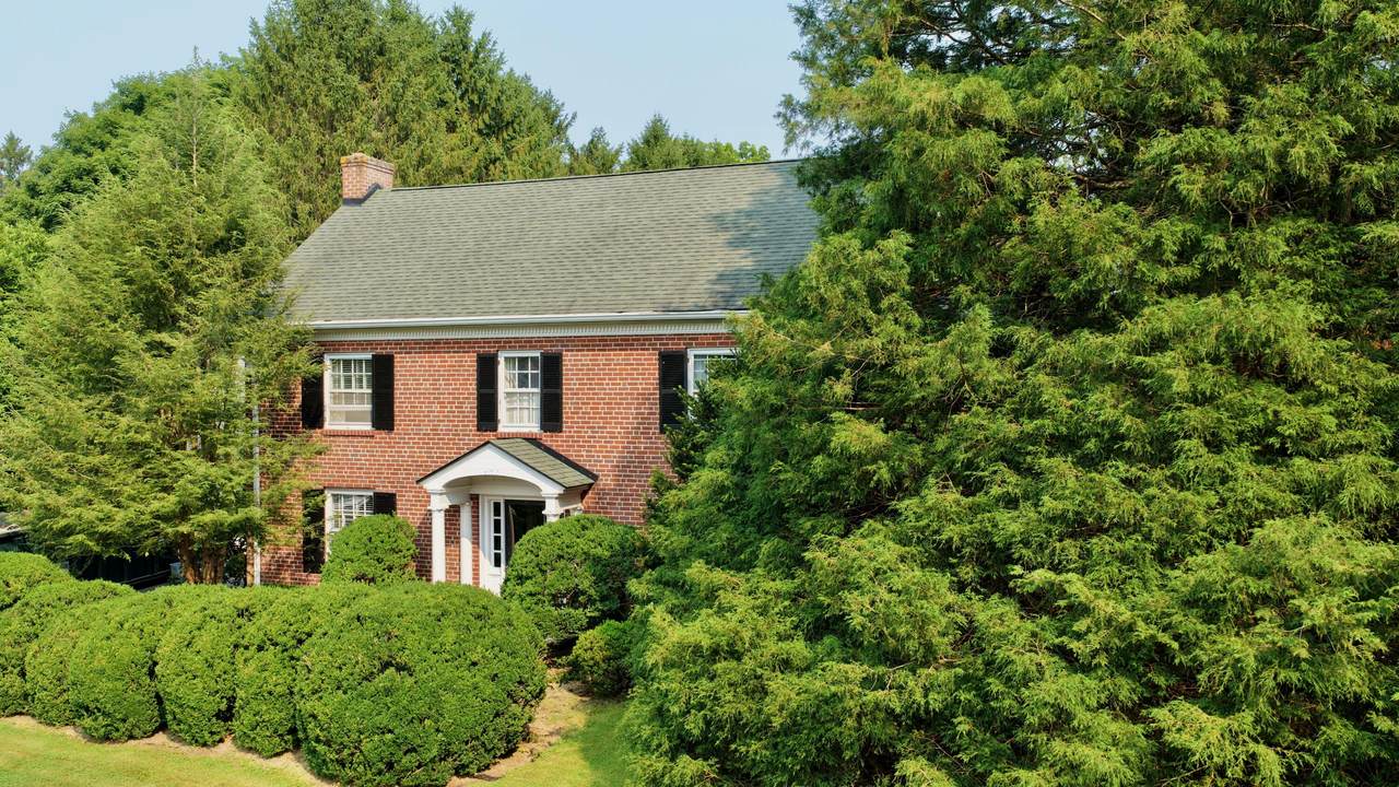 https://bt-photos.global.ssl.fastly.net/greenbrier/1280_boomver_1_26-946-2.jpg