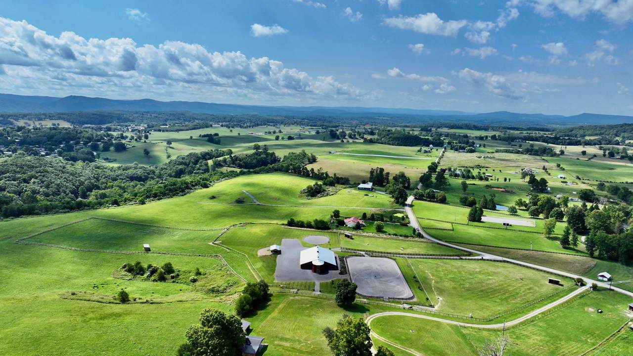 https://bt-photos.global.ssl.fastly.net/greenbrier/1280_boomver_1_26-952-2.jpg