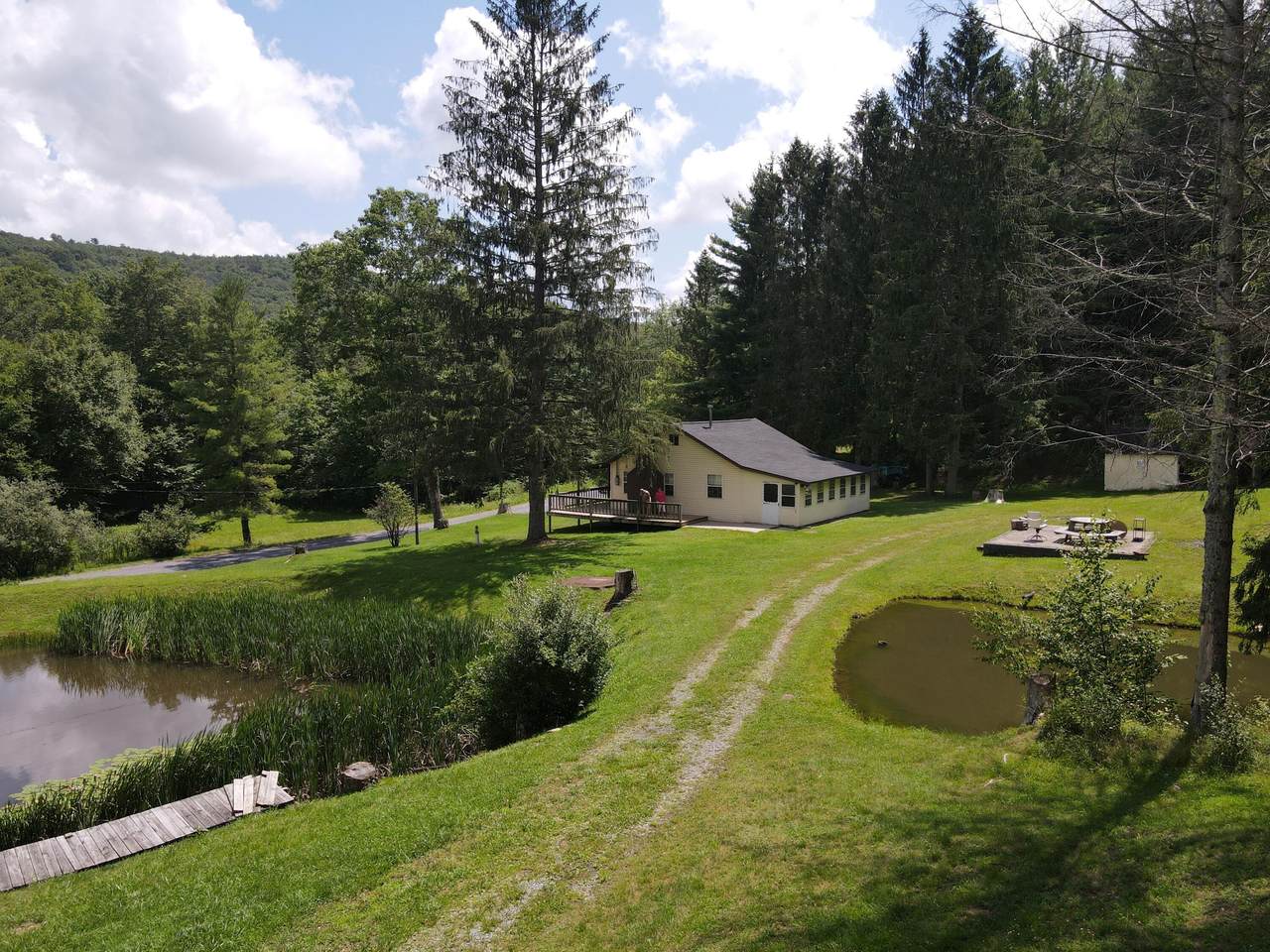 https://bt-photos.global.ssl.fastly.net/greenbrier/1280_boomver_1_26-956-2.jpg