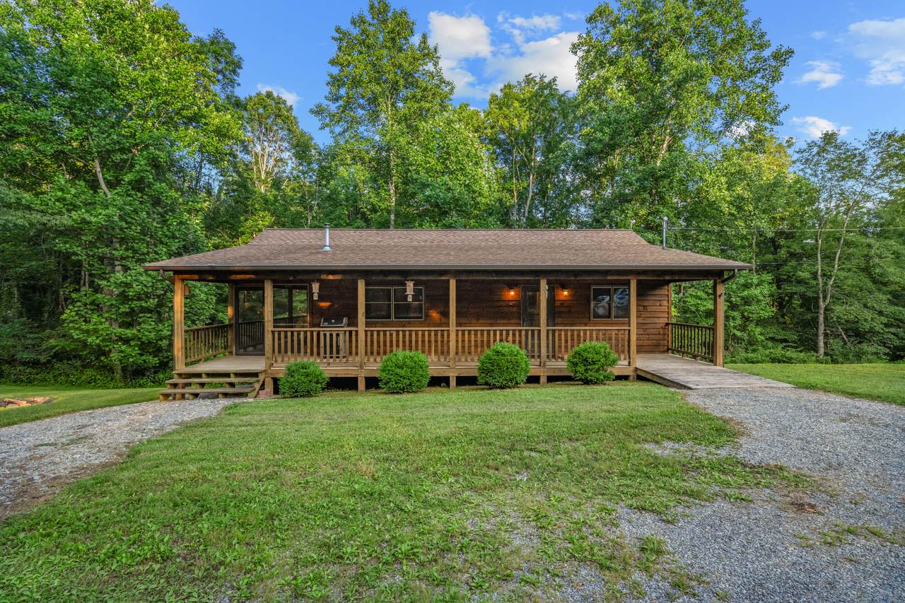 https://bt-photos.global.ssl.fastly.net/greenbrier/1280_boomver_1_26-957-2.jpg